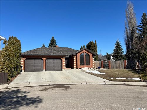 214 Forsyth Crt, Saskatoon, SK, S7N4H2 | Card Image