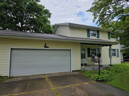 136 Hathaway West Street, Girard, PA, 16417 | Card Image