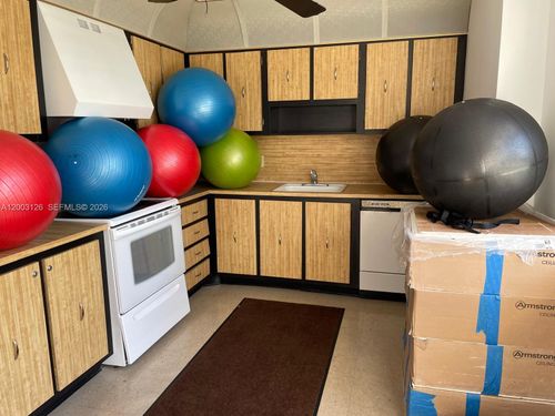 apt-509e-2851 Ne 183rd St, Aventura, FL, 33160-2138 | Card Image