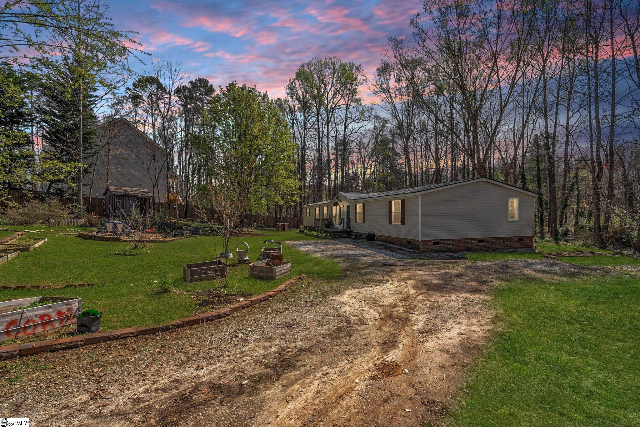 Residential in Taylors 3
