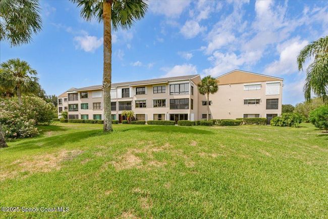 APT-103 - 6165 S Mirror Lake Dr, Condo with 2 bedrooms, 2 bathrooms and null parking in Sebastian FL | Image 4
