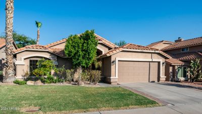 15017 S 25 Th Way, House other with 3 bedrooms, 2 bathrooms and null parking in Phoenix AZ | Image 1