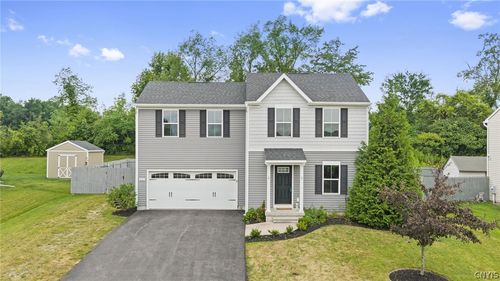 8661 Cobalt Dr, Cicero, NY, 13039-8943 | Card Image