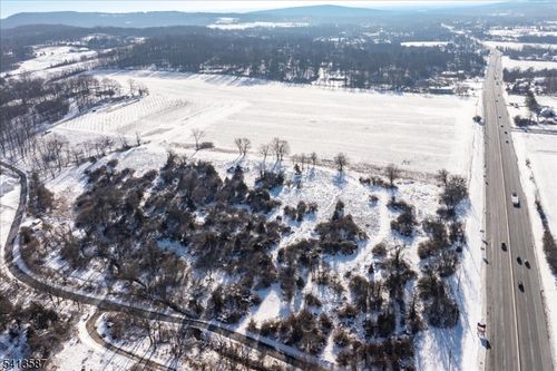 63 Valley Crest Rd, LEBANON, NJ, 08833-3232 | Card Image