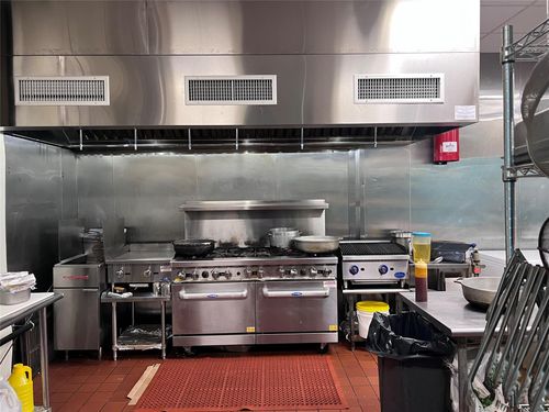 120 W Ramapo Rd, Garnerville, NY, 10923 | Card Image