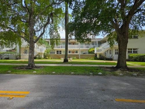 apt-10-3500 Harrison St, Hollywood, FL, 33021-7429 | Card Image