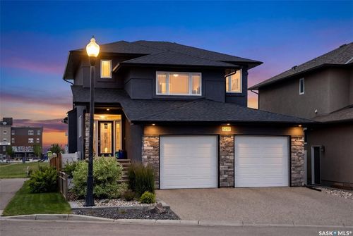 5237 Snowbirds Crescent, Regina, SK, S4W0H4 | Card Image