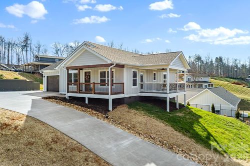 56 White Oak Pl, Mars Hill, NC, 28754-0920 | Card Image