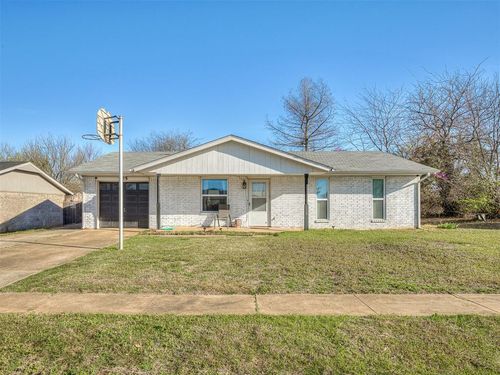 705 Willis Street, Noble, OK, 73068 | Card Image