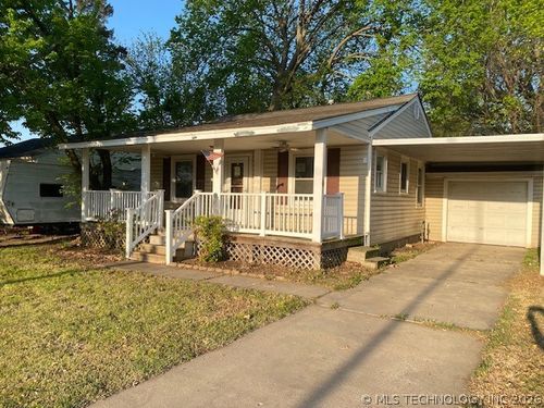 607 N Washington St, Muskogee, OK, 74403-3640 | Card Image