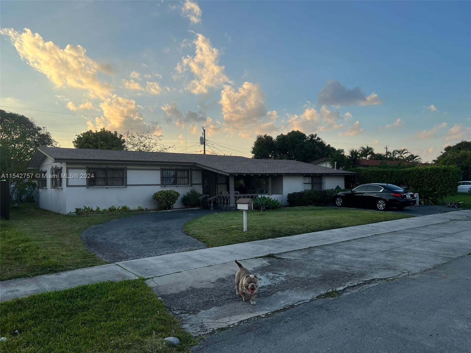 8th Ct, Hialeah, FL 33012