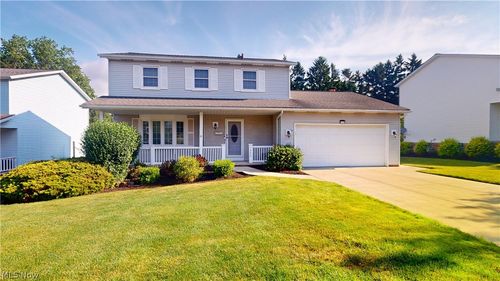 7420 Royalview Drive, Parma, OH, 44129 | Card Image