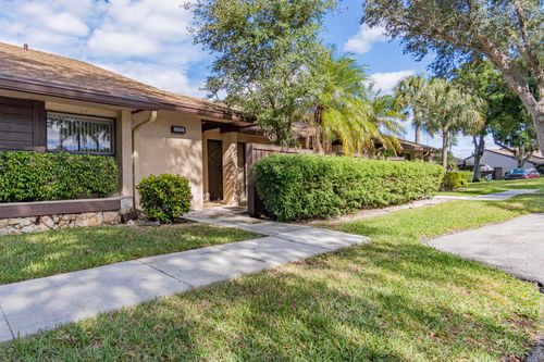 8689 Boca Glades Blvd W, Boca Raton, FL, 33434-4098 | Card Image