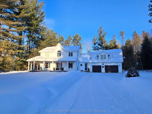 4 Steffen St, Petawawa, ON, K8H3L8 | Card Image