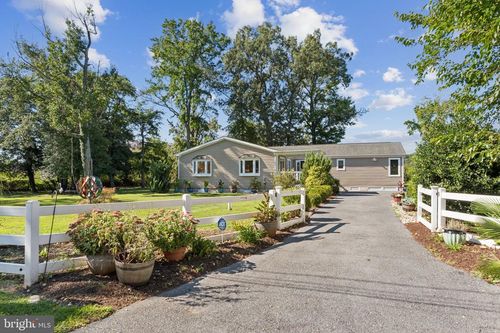 7654 Bay St, PASADENA, MD, 21122-3433 | Card Image