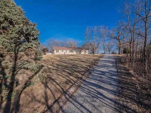 26992 Katydid Rd, Maryville, MO, 64468-7457 | Card Image