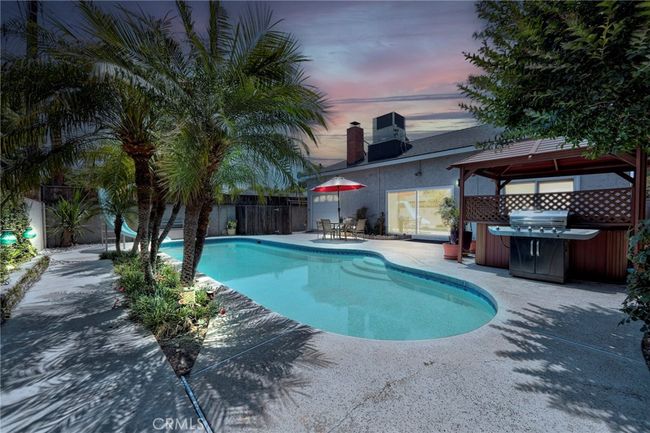 2120 N Rose St, House other with 3 bedrooms, 2 bathrooms and 2 parking in Burbank CA | Image 33
