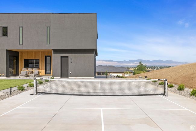 12077 S Draper Farm Cv, House other with 6 bedrooms, 7 bathrooms and 4 parking in Draper UT | Image 43