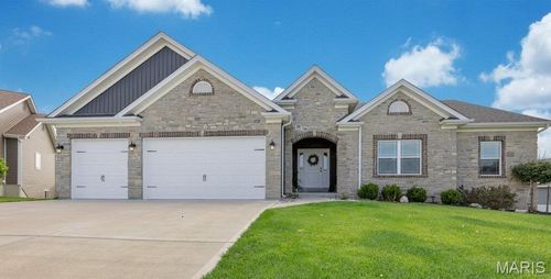 4 Arancio Ct, Wentzville, MO, 63385-4014 | Card Image