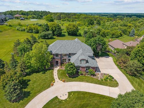 2730 E Apple Hill Boulevard, APPLETON, WI, 54913 | Card Image