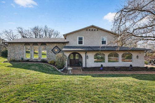 611 Beacon Hill Ln, Mount Juliet, TN, 37122-2044 | Card Image