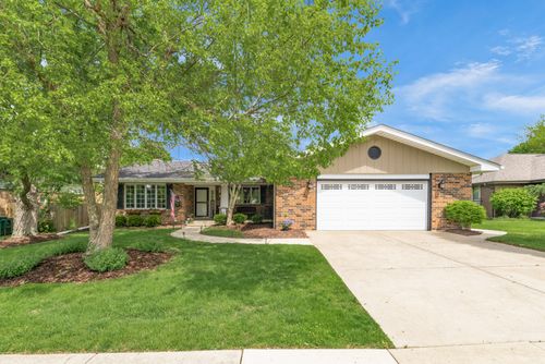8144 Elizabeth Ave, Orland Park, IL, 60462-1767 | Card Image