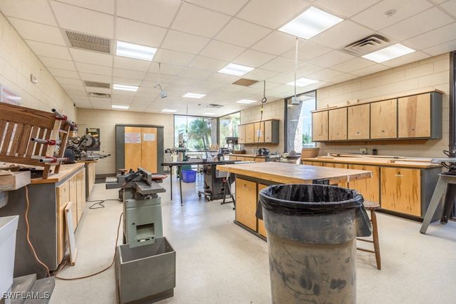 Wood Shop | Image 23