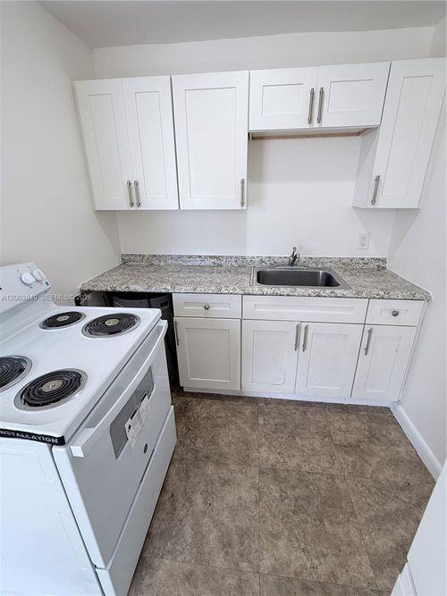 1-801 N H St, Lake Worth, FL, 33460 | Card Image