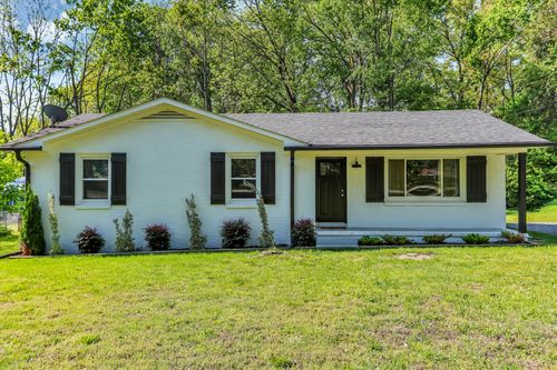 227 Staggs Dr, Portland, TN, 37148-2334 | Card Image