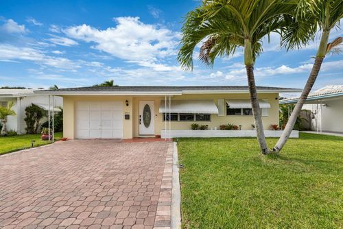 2707 Nw 53rd St, Tamarac, FL, 33309-2534 | Card Image