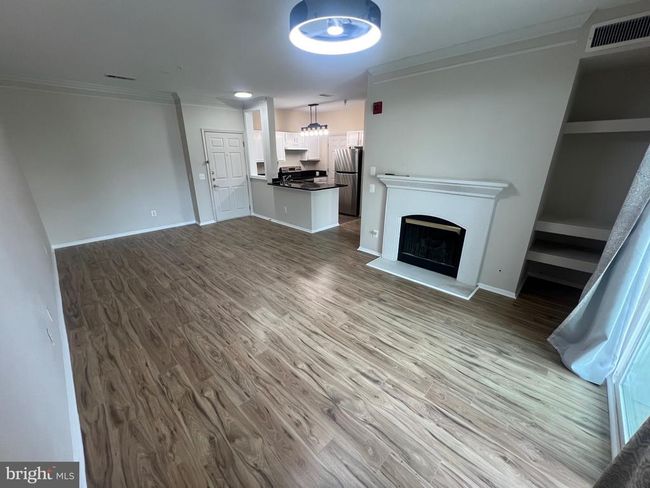 UNIT-1305 - 1601 Spring Gate Dr, Condo with 1 bedrooms, 1 bathrooms and null parking in MCLEAN VA | Image 4