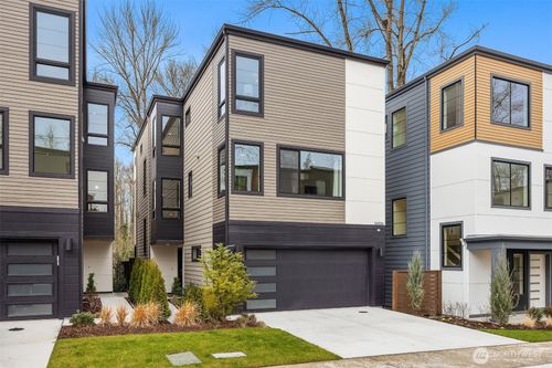 14856 Site 3 Ne 2nd Ct, Bellevue, WA, 98007 | Card Image