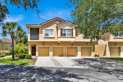 101-2732 Oakwater Dr, KISSIMMEE, FL, 34747 | Card Image