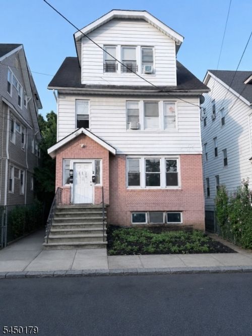 1-123 University Pl, Irvington, NJ, 07111-2638 | Card Image