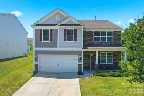 9839 Oak Barrel Ln, Charlotte, NC, 28215-7399 | Card Image
