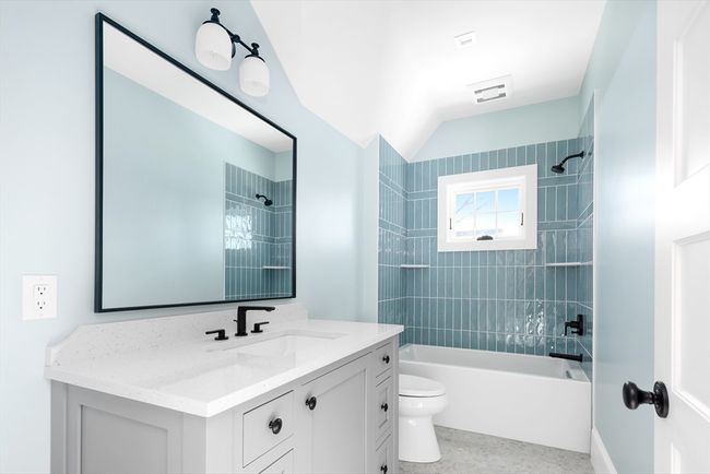 22 Marion St, House other with 4 bedrooms, 5 bathrooms and 4 parking in Hingham MA | Image 30