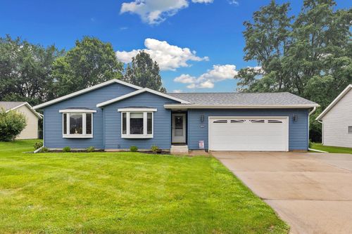 907 Amanda Court, Holmen, WI, 54636 | Card Image