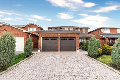 96 Nipissing Cres, House other with 4 bedrooms, 3 bathrooms and 6 parking in Brampton ON | Image 2