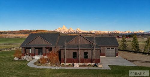 7315 Summerbreeze Trl, Tetonia, ID, 83452-4913 | Card Image
