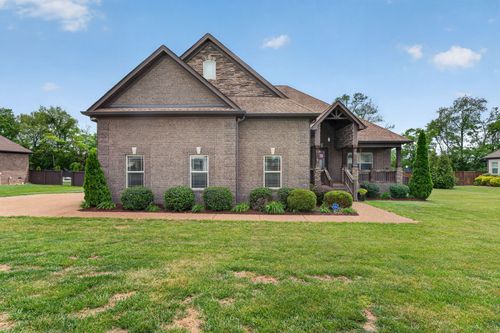 450 Cobblestone Way, Mount Juliet, TN, 37122-7125 | Card Image