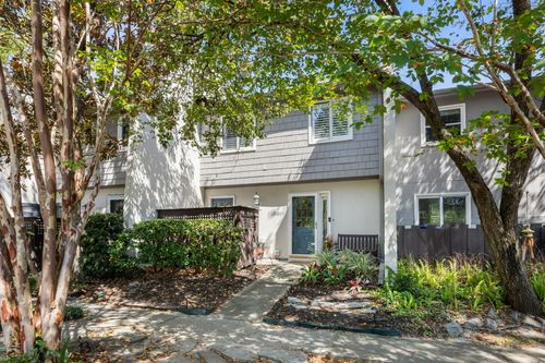 1205 Ventura Pl, Mount Pleasant, SC, 29464-7517 | Card Image