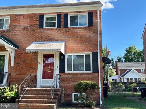 121 E Glendale Ave, ALEXANDRIA, VA, 22301-2003 | Card Image