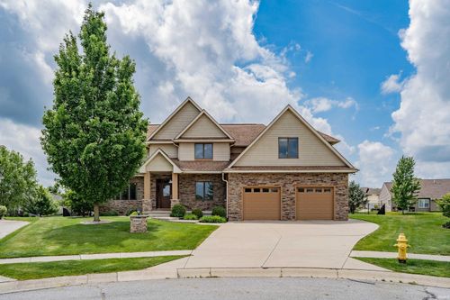 2002 Falcon Ridge Ct, Fort Wayne, IN, 46845-8708 | Card Image