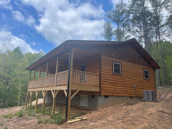 60 Lazy Creek Ln, Home with 2 bedrooms, 2 bathrooms and null parking in Murphy NC | Image 5