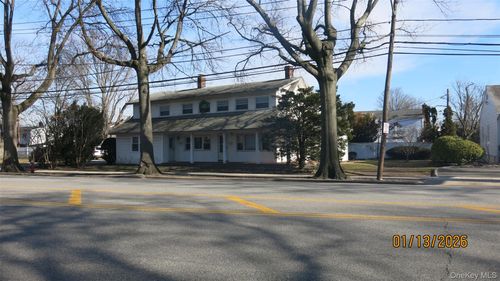 870 Carman Avenue, Hempstead, NY, 11590 | Card Image