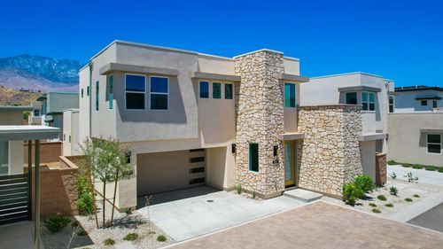 2677 Maverick Ln, Palm Springs, CA, 92264-9804 | Card Image