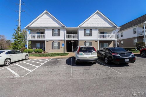 1d-9723 Crayford Road, Affton, MO, 63123 | Card Image