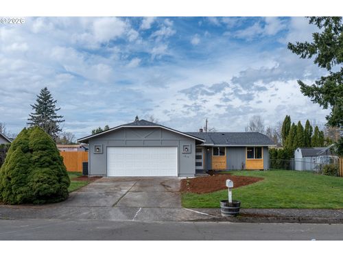 1917 Ne 226th Ave, Fairview, OR, 97024-2603 | Card Image