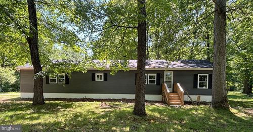 444 Dogtown Rd, TOWNSEND, DE, 19734-9694 | Card Image