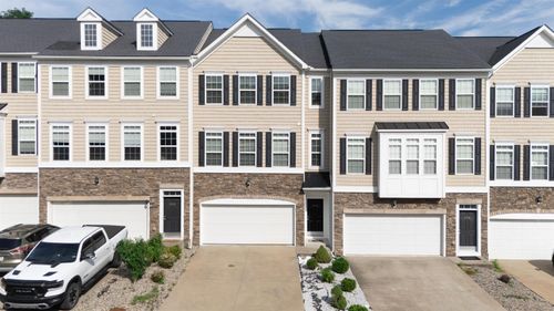 3908 Sun Way, Morgantown, WV, 26505-1148 | Card Image